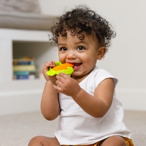 Infantino Lil Nibbles Silicon Beissring Carrot BPA Free pentru bebelusi - Img 6
