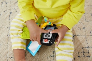 Jucarie educativa Fisher-Price Lernspa cu 4 activitati, pentru bebelusi - Img 3