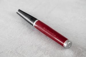 KitchenAid Euro Peeler, Peeler din otel inoxidabil cu lama mobila pentru fructe si legume - Rosu Empire - Img 3
