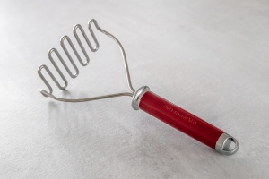 KitchenAid Masher de cartofi, ustensile de bucatarie din otel inoxidabil - rosu imperiu - Img 4