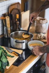 Ladle Fiskars Functional Form, 1 dl, NegruPortocaliu, Design Ergonomic - Img 5