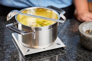 Ladle pentru sosuri ROSLE VS 600, din otel inoxidabil, 18 cm, design elegant - Img 2