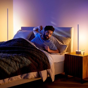 Lampa de birou Philips Hue White Color Ambiance Gradient, 730lm, design lemn - Img 6