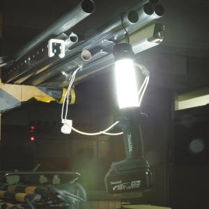 Lanterna LED Makita DML806, 620 Lumen, 14,4V-18V, 2 functii - Img 9