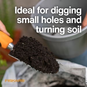 Lopata de gradina Fiskars Ergo cu maner ergonomic, cap din aluminiu, cu gaura de prindere - Img 2