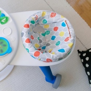 Masa de joaca Baby Einstein Around We Grow 4-in-1, cu muzica si lumini, 15 jucarii - Img 15