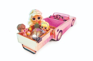 Masina de Jucarie L.O.L. Surprise Car-Pool Coupe cu Piscina si Papusa Exclusiva, Roz - Img 8