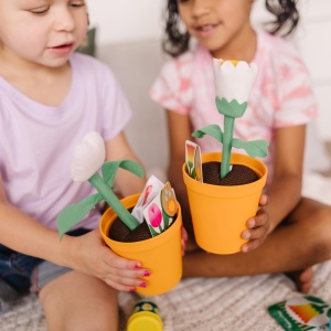 Melissa si Doug | Sa exploram | Set de joc Flori si gradina cu flori care isi schimba culoarea (16 bucati) - Img 2