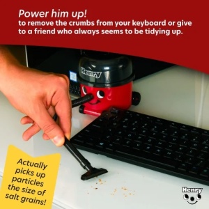 Mini aspirator de birou Henry Hoover rosu portabil si usor pentru curatarea tastaturii si suprafetelor - Img 3