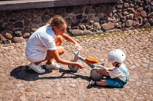 MoMi Tedi Mini-Laufrad pentru copii 1 ani roti din plastic cadru metalic usor - Img 10