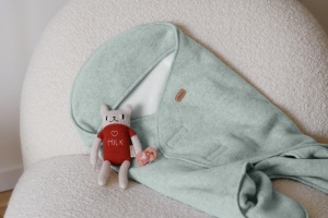 Patura Bebe Beaba Babynomade Double Fleece Verde Salvie 0-6 Luni Fleece Moale si Impermeabil - Img 6