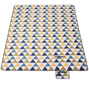 Patura picnic SONGMICS GCM073Q01 300x200 cm impermeabila pliabila model triunghiuri galbene si albastre