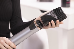 Perie cu aer cald rotativa [automata] Keratin Protect (inclusiv 3 atasamente: 2 perii rotunde + amplificator pentru mai mult volum) + agrafe de par, acoperire ceramica cu ulei de migdale, AS8811,Gri - Img 4