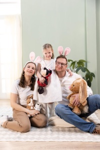 Plush Hase NICI Hopsala 35cm - Culoare Maro, Ideal pentru Copii si Adulti - Img 2