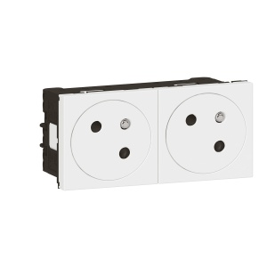 Priza dubla Legrand Mosaic Surface Link 45deg cu impamantare alb design modern