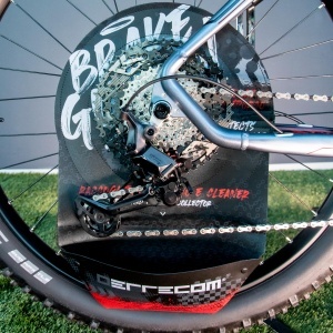 Protectie pentru frane de bicicleta Errecom, cu sac pentru reziduuri, neopren - Img 4