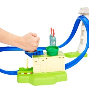Set Circuit Slam Hot Wheels Mario Kart cu vehicul inclus, pentru copii de 3 ani - Img 3
