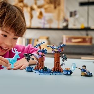 Set de Constructie LEGO Harry Potter Verbotener Wald 76475 cu 5 Figurine, 244 Piese - Img 8