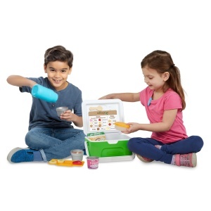 Set de joaca camping Melissa Doug Lets Explore, 27 piese, pentru copii 3-6 ani - Img 2