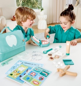 Set de joaca Hape Dentist pentru copii cu periuta vibranta si dinti detasabili 3 ani - Img 3