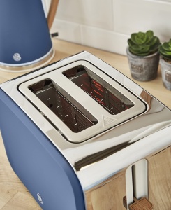 Set de Mic Dejun Swan Nordic, Toaster 900 W, Fierbator 2200 W, 1.7 L, Albastru Mat - Img 8