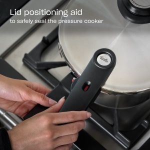 Set de oala sub presiune Fissler Vitavit Premium, 4 bucati (4,5 l - O 22 cm si tigaie rapida 2,5 l - O 22 cm) incl. capac metalic, insertie - inductie - Img 3