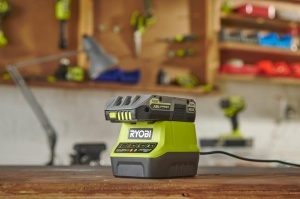 Set de pornire Ryobi RC18120-242X 2 acumulatori Lithium 18V 40Ah 20Ah si incarcator rapid 20A - Img 9