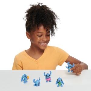 Set figurine Disney Stitch, 5 figurine, 5,7 cm, albastru, jucarie pentru copii - Img 2