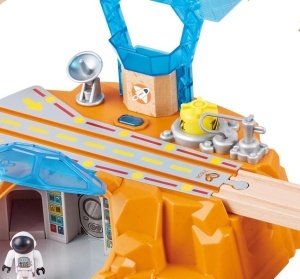 Set tren Hape Mars Exploration tema spatiala lumini si sunete interactive - Img 7