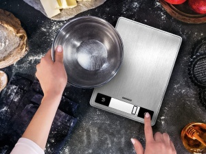 Soehnle Page Profi 200, cantar digital de bucatarie argintiu din otel inoxidabil, greutate de pana la 15 kg (precizie de 1 g), cantar de uz casnic cu functie tactila cu senzor patentat, cantar electronic cu baterii - Img 4