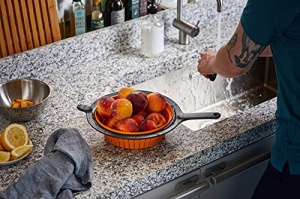 Strecuratoare Fiskars Functional Form 1027304 pliabila plasticsilicon negru-portocaliu - Img 2