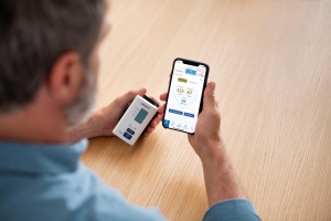 Tensiometru OMRON NightView la incheietura mainii, masurare validata clinic, silentioasa si convenabila, cu functie de masurare automata pe timp de noapte (dupa 4 ore, la 2 si 4 dimineata), aplicatie gratuita pentru smartphone - Img 5