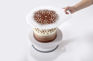 Tortener Dr. Oetker 36 cm, plastic alb, pentru decorare si transportare - Img 2