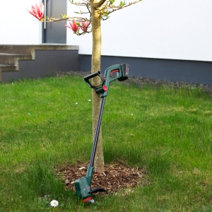 Trimmer de gazon pentru copii Theo Klein Bosch Easy Cut, cu sunet si lumina, 80 cm - Img 2