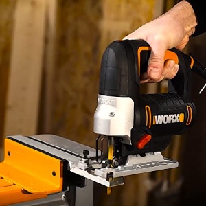 WORX WX4781 Ferastrau vertical 650W - Ferastrau pendular cu electronica de viteza pentru taierea precisa a lemnului metalului si PVC-ului - cu cutie d - Img 10
