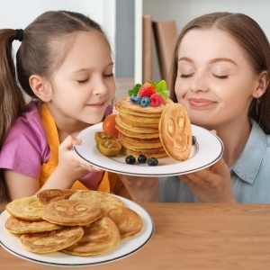 YASHE Tigaie Pancake Smiley 7 forme antiaderente din aluminiu turnat compatibila cu toate tipurile de plite - Img 7