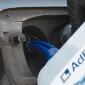 AdBlue - Additiv Diesel 5L, Reducere Emisii NOx, Formula Purificata - Img 9