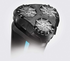 Aparat de ras electric pentru barbati Remington R6 Aqua (aparat de ras umed si uscat, 100% rezistent la apa, detaliu pliabil si aparat de tuns parul lung, baterie cu litiu de 60 de minute, functie de incarcare USB) Aparat de ras rotativ R6000 - Img 5