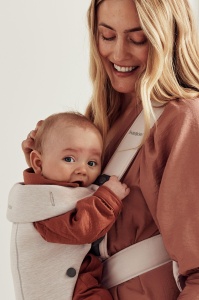 BabyBjorn Marsupiu Mini, 3D-Jersey, Bej Deschis - Img 5