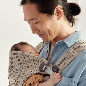 BabyBjorn Marsupiu Mini, Plasa 3D, Gri-Bej - Img 9