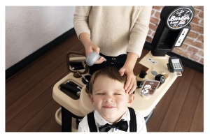 Barbershop pentru copii Smoby - Salon de frizerie cu 19 accesorii - Img 6