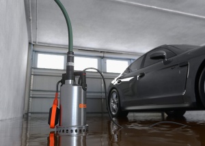 Black+Decker BXUP750XCE Pompa submersibila pentru apa limpede (750 W, debit maxim 11.000 l/h, inaltime maxima de livrare 8,5 m), gri - Img 3