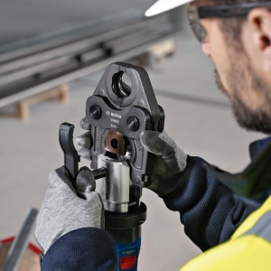 Bosch Professional GPT 18V-32 Presa Hidraulica 18V 32 kN Cap Rotativ 360deg - Img 3
