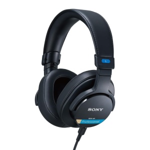 Casti audio Sony MDR-M1, sunet ultra-wideband 5Hz-80kHz, design usor, culoare neagra