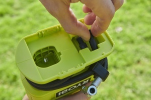 Compresor portabil RYOBI RPI18-0 18V 11 bar afisaj digital fara acumulator - Img 7