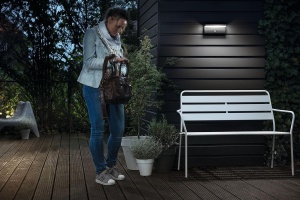 Corpuri de perete de exterior Philips Bustan, 9 W, 4000 K Cool White, Rezistente la apa, Antracit, IP44 Rezistente la intemperii - Img 2