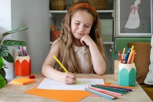 Creion colorat BIC Kids, 36 culori, din lemn responsabil - Img 6