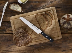 Cutit de paine Zwilling Gourmet 20 cm Otel inoxidabil Maner ergonomic Negru - Img 3