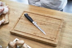 Cutit de trybut ZWILLING Four Star 14 cm, otel inoxidabil, maner ergonomic, negru - Img 2