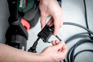 Dispozitiv de urmarire Metabo Tracker Pro, IP67, baterie CR2450, compact - Img 4